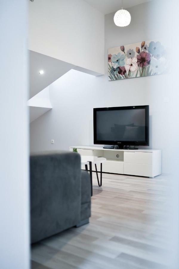 Grey Apartment Old Town Zadar Extérieur photo
